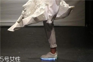 simulation发光鞋正品,Simulation发光鞋