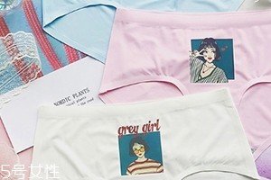 冰丝和冰麻哪个好,冰丝和真丝哪个好