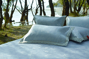 冰丝是聚酯纤维吗,冰丝是聚酯纤维吗?冰丝是什么原理