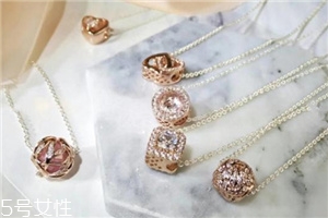项链上的钻石掉了怎么办,项链上的钻掉了去哪补