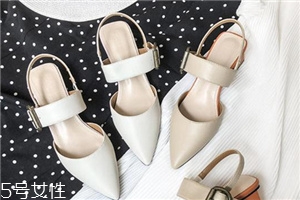 米白色凉鞋显脚白吗,米白色凉鞋配什么指甲油 米白色凉鞋显脚白吗,米白色凉鞋配什么指甲油