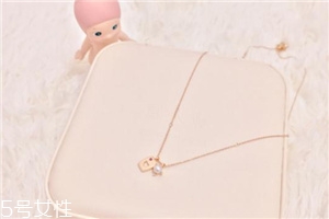 项链用火烧黑了是不是假的,金项链火烧会变黑吗