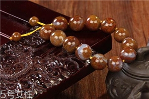 怎么鉴别玛瑙真假,玛瑙真假鉴别