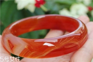 一般的玛瑙手镯多少钱,玛瑙手镯一般在什么价位