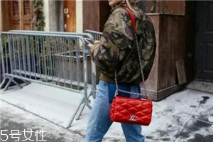 纯色链条包,白色链条包 纯色链条包,白色链条包