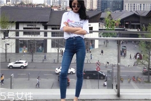 优衣库牛仔裤掉色吗,优衣库裤子掉色