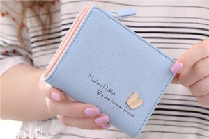 包上的笔迹怎么去掉,皮包上的笔迹怎么去掉