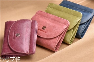 钱包可以洗吗,钱包可以洗吗 风水上有什么讲究