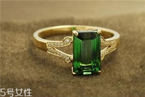 碧玉戒指寓意和象征,钻石戒指的寓意