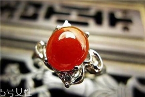 红翡翠的价格一般是多少,红翡翠多少钱一克