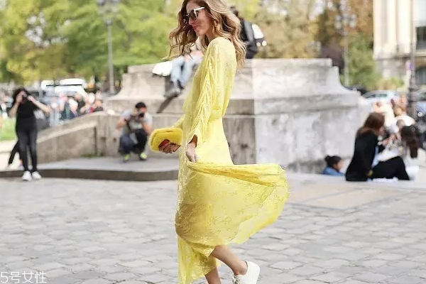 蕾丝连衣裙适合什么场合穿,蕾丝裙适合什么年纪的人穿