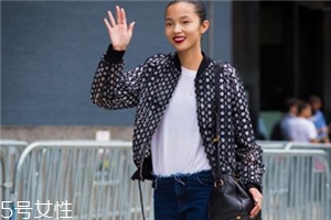 白色t恤搭什么外套好看,白色t恤搭配什么外套 白色t恤搭什么外套好看,白色t恤搭配什么外套