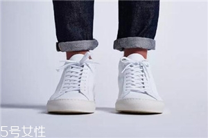 牙膏洗小白鞋有用吗,用牙膏可以把白鞋洗干净吗