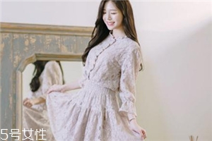 长款蕾丝连衣裙搭配什么外套,蕾丝连衣裙搭配什么外套好看图片