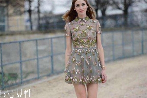 女绣花雪纺衫,印花雪纺连衣裙