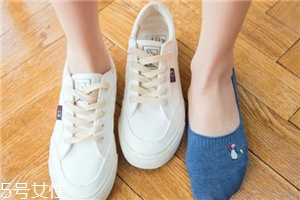 袜子上的挂钩妙用,袜子上面的挂钩叫什么