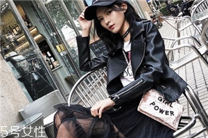 皮衣弄上发泡剂怎么处理,发泡剂沾上衣服怎么办 皮衣弄上发泡剂怎么处理,发泡剂沾上衣服怎么办