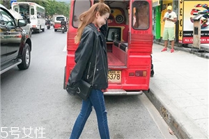 绵羊皮衣可以用湿毛巾擦吗,绵羊皮皮衣可以用湿毛巾擦吗