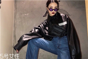 如何清洗皮衣领子,皮衣毛领脏了怎样清洗