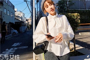 衬衫扣子扣几个,衬衫扣子扣几个扣子