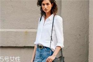 衬衫牛仔裤搭配什么鞋,衬衫牛仔裤怎么搭配
