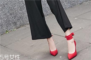 高跟鞋用水洗了怎么办,高跟鞋怎么洗干净