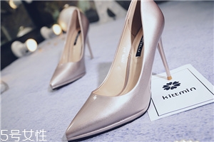 高跟鞋225是多少码的鞋子,高跟鞋225是多少码数