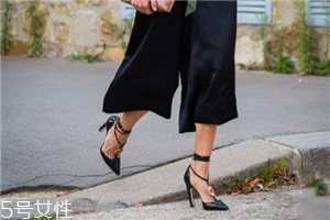 高跟鞋浅口和深口有什么区别,深口鞋和浅口鞋的区别