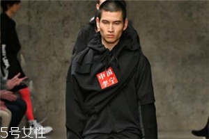 中国李宁卫衣走秀款,李宁新年款卫衣 中国李宁卫衣走秀款,李宁新年款卫衣