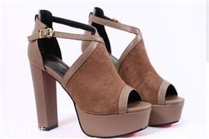 礼仪课高跟鞋一般多少厘米,高跟鞋一般多少厘米