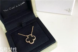 梵克雅宝项链洗澡可以带吗,梵克雅宝手链洗澡能带吗