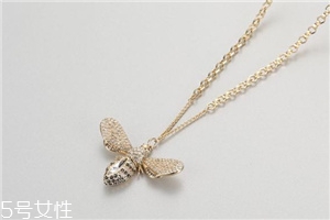 施华洛世奇小蜜蜂项链多少钱,施华洛世奇蜜蜂手链