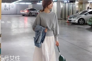 卫衣搭配长裙图片,卫衣搭配长裙子图片