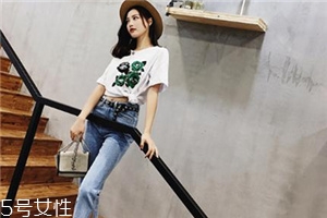 牛仔裤染上红色怎么办上血,牛仔裤被染红色了怎么办