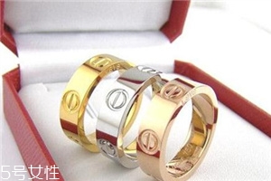 卡地亚戒指可以定制吗,卡地亚定制戒指多少钱