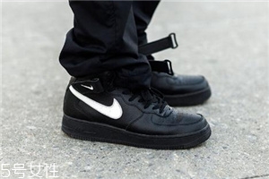 清洗运动鞋的最佳方法,运动鞋里面怎么清洗比较好 清洗运动鞋的最佳方法,运动鞋里面怎么清洗比较好