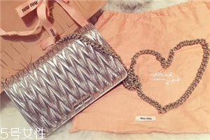 miumiu是什么档次,miumiu什么档次价格多少 miumiu是什么档次,miumiu什么档次价格多少