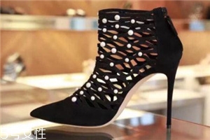 casadei是什么牌子,cassile是几线品牌