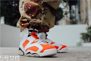 怎样洗运动鞋才能洗得干净,洗一双运动鞋鞋子一般多少钱 怎样洗运动鞋才能洗得干净,洗一双运动鞋鞋子一般多少钱