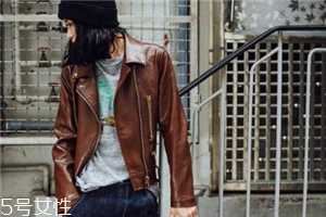 皮衣怎样搭配好看,皮衣怎么搭配 男士 皮衣怎样搭配好看,皮衣怎么搭配 男士