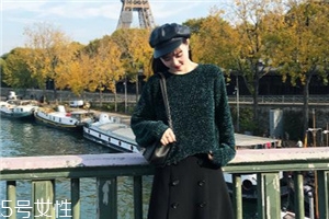 丝绒上衣怎么搭配图片,毛绒上衣要怎么搭配