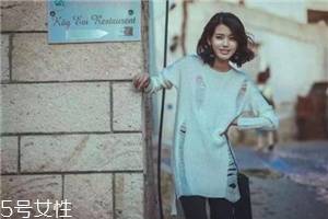 破洞毛衣怎么搭配图片,破洞毛衣怎么搭配裤子 破洞毛衣怎么搭配图片,破洞毛衣怎么搭配裤子