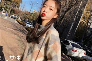 毛衣掉色是质量问题吗,毛衣掉色很严重是不是质量不好 毛衣掉色是质量问题吗,毛衣掉色很严重是不是质量不好