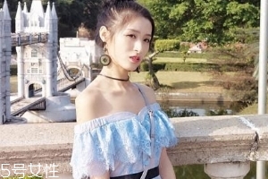 一字肩衣服怎么搭配的图片,一字肩衣服怎么搭配下装