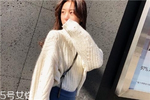 毛衣能放洗衣机脱水吗,不能机洗的毛衣可以用洗衣机脱水吗