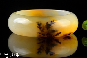黄龙玉手镯什么颜色才是最好的,黄龙玉手镯图片