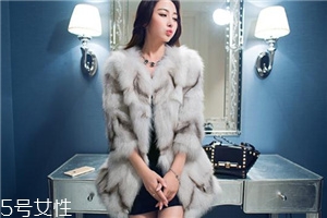 皮草是倒毛好好还是顺毛好,皮草顺毛和倒毛哪个好 皮草是倒毛好好还是顺毛好,皮草顺毛和倒毛哪个好