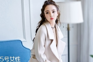 呢子大衣怎么穿,chic衣服