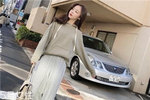 卫衣是什么时候穿的衣服,卫衣是啥时候穿的