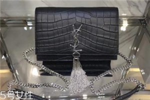 ysl流苏包尺寸,ysl流苏包尺寸对比